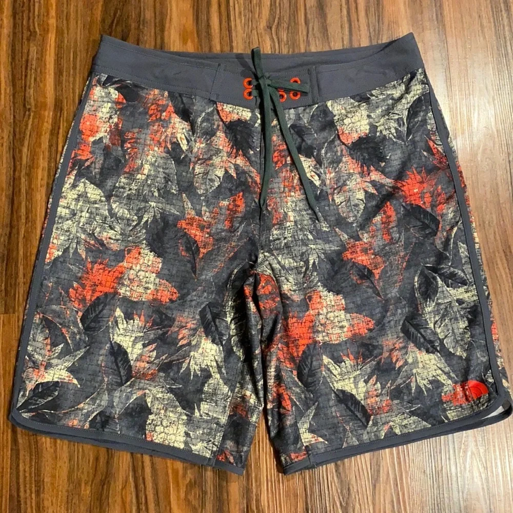The North Face Whitecap Board Shorts